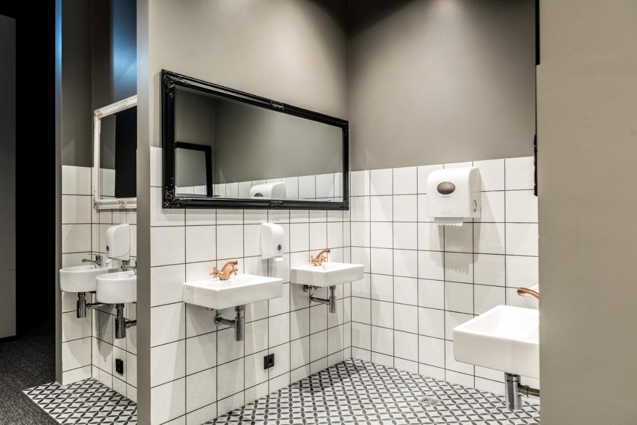 Double Bed in 6-Double Bed Dormitory Room,761691694:JPEG